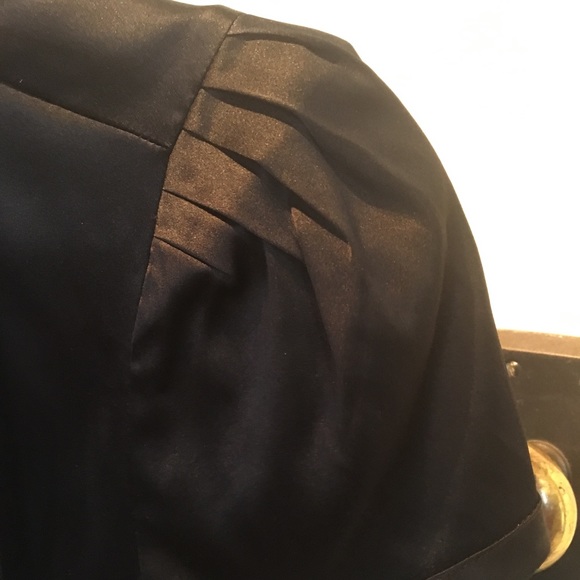 Express Dressy Tie Bow Blouse - Picture 5 of 8